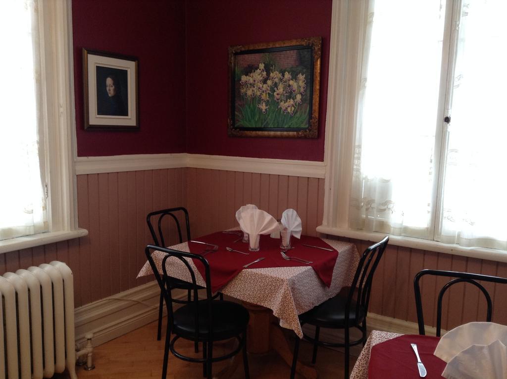 Bed and Breakfast Gil Ann Saint-André-Avellin Exterior foto