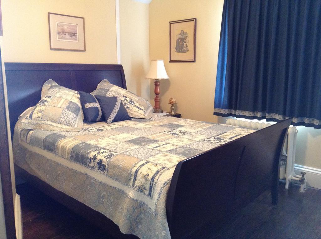 Bed and Breakfast Gil Ann Saint-André-Avellin Zimmer foto
