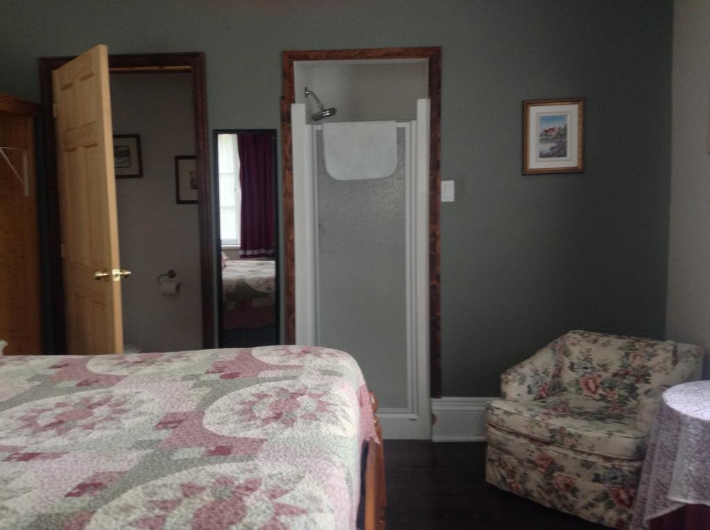 Bed and Breakfast Gil Ann Saint-André-Avellin Exterior foto